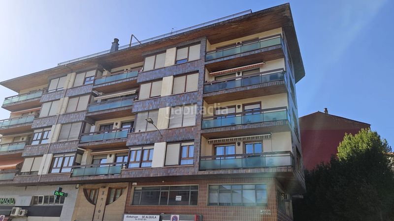 Foto d23aa866-80e3-4091-965f-61da3341ef72. Flat with heating in Llodio