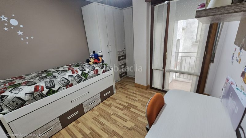 Foto f72ded87-4c7d-4365-802f-b150739b420a. Flat with heating in Llodio