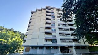 Etagenwohnung in Llodio. Amplia vivienda de 137 m con garaje y trastero en una de las zon