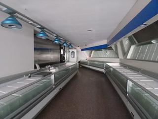 Affitto Locale commerciale in Carrer de joaquim valls 87. Local comercial de 150m2 a pie de calle