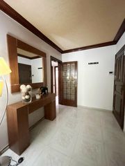 Flat in Sant Andreu de Palomar. Piso de 4 habitaciones y 2 baños