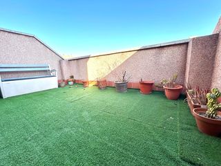 Tríplex a Sant Adrià Nord. Triplex con terraza de 23m2