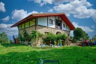 Haus en Igeldo. Villa con vistas al mar en igueldo