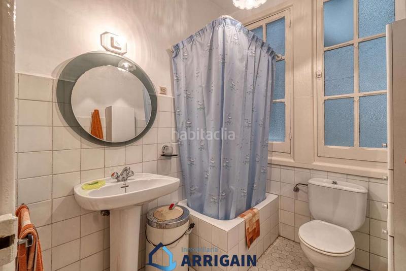 Foto 20d31536-9264-4e94-96e1-26b6a53b6253. Piso se vende piso en el centro en Área Romántica Donostia - San Sebastián