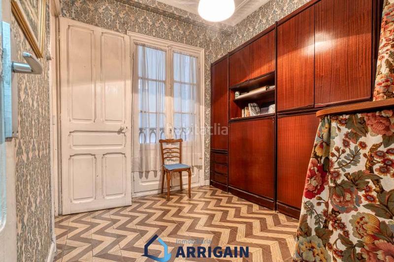 Foto 721b7c46-0096-4429-8308-46f7ae2e03da. Piso se vende piso en el centro en Área Romántica Donostia - San Sebastián