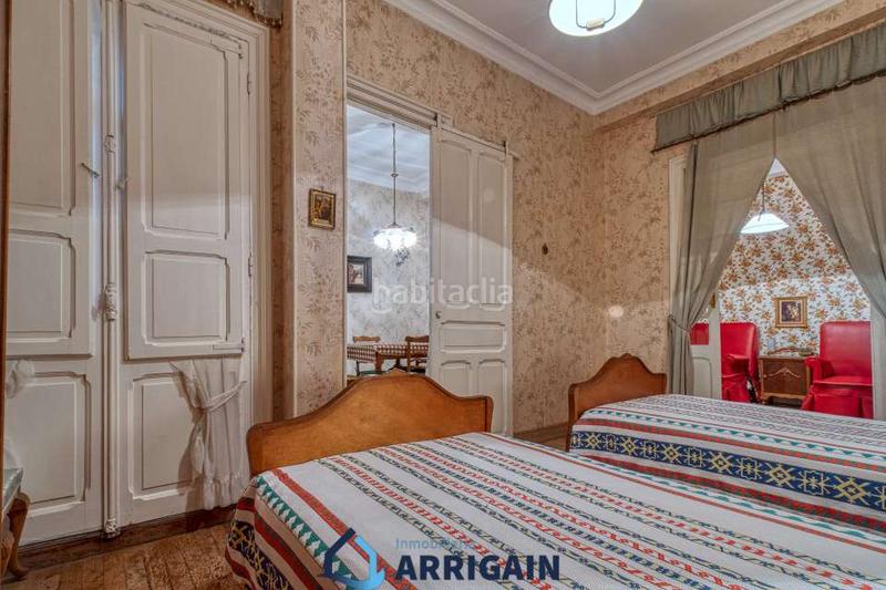 Foto 849cb115-e048-4b4e-974a-cd0a32c68481. Piso se vende piso en el centro en Área Romántica Donostia - San Sebastián