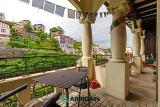 Piso  Ategorrieta hiribidea. Gran piso con terraza al sur en venta en gros en edificio de hor