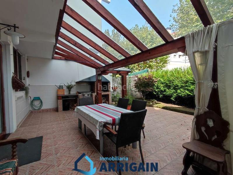 Foto 5d943d5c-5699-48b5-b3f3-f3c8becd15b1. Casa a schiera con riscaldamento piscina in Miracruz Donostia - San Sebastián