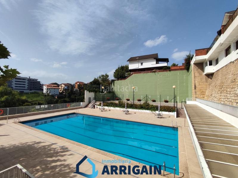 Foto 7cd364f7-5821-4d04-9d13-c242e98fabf2. Casa a schiera con riscaldamento piscina in Miracruz Donostia - San Sebastián