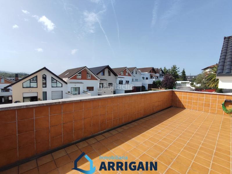 Foto e333aec8-172c-4dac-a4f4-6d5bbe5b3c00. Casa a schiera con riscaldamento piscina in Miracruz Donostia - San Sebastián