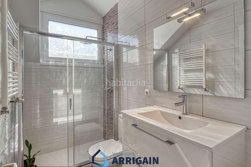 Foto 719e9121-a71e-4d18-b685-be61d0ed68d3. Maison avec chauffage parking dans Igeldo Donostia - San Sebastián