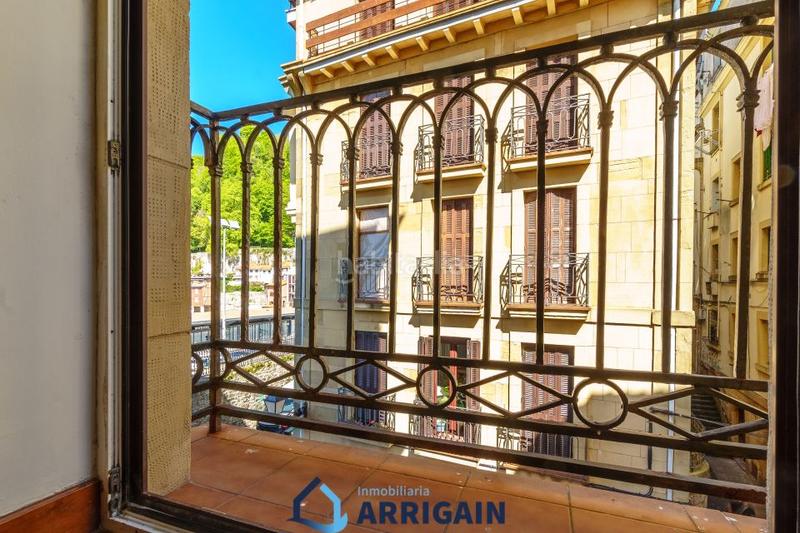 Foto 11c1c11c-748e-43a9-a324-fc9e26776e27. Appartement avec chauffage dans Parte Vieja Donostia - San Sebastián