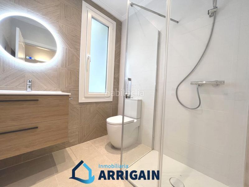 Foto b6d07c0d-64fb-43a0-a027-7385946f0972. Rent flat with heating in Área Romántica Donostia - San Sebastián