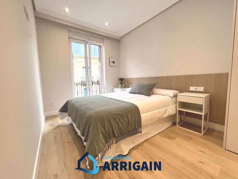 Foto edef8fd3-724b-4584-bccf-14b5bbdd5040. Rent flat with heating in Área Romántica Donostia - San Sebastián