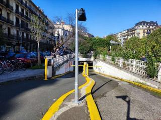 Miete Autoparkplatz in Easo plaza 8. Alquiler de raya de garaje en easo.