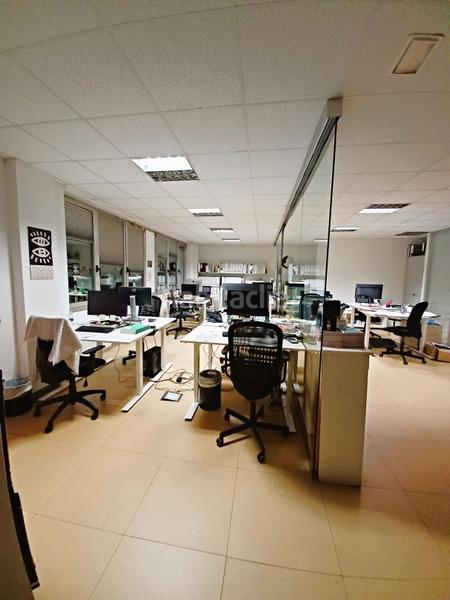 Foto ab0acbb0-ff18-4604-9b04-c52393b55399. Büro in Ibaeta Donostia - San Sebastián