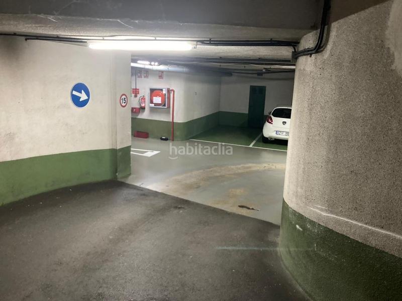 Foto 9edf2d51-3bd5-4d56-aee6-5d298c5cf60d. Alquiler parking coche se alquila garaje benta berri en Donostia - San Sebastián