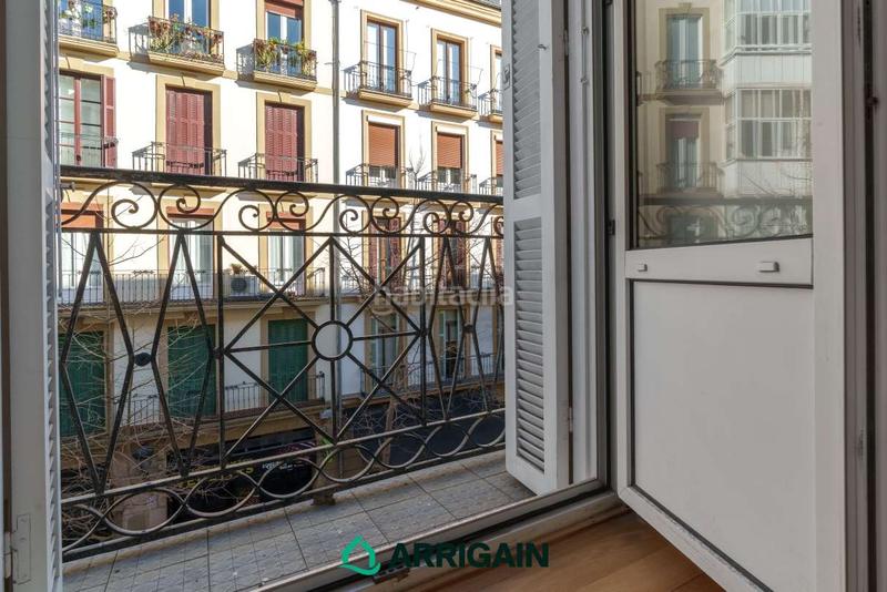 Foto f3d8319f-81e8-4c37-929b-445cbc87e38b. Pis a legazpi kalea 6 a Área Romántica Donostia - San Sebastián