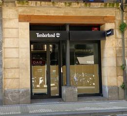 Lloguer Local Comercial a Hernani kalea 12. Alquiler de local comercial en la calle hernani junto a la aveni