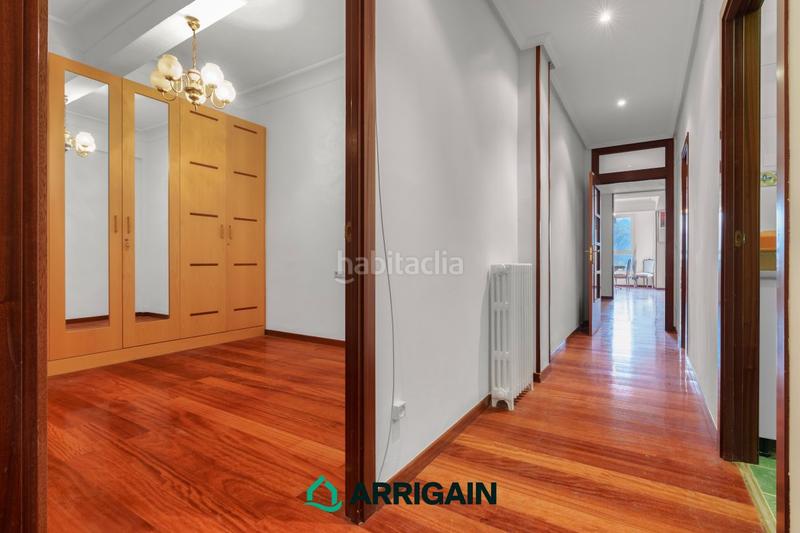 Foto 4e2b66b5-8e76-4c9a-ac41-885e847a14b5. Appartement avec chauffage dans Parte Vieja Donostia - San Sebastián