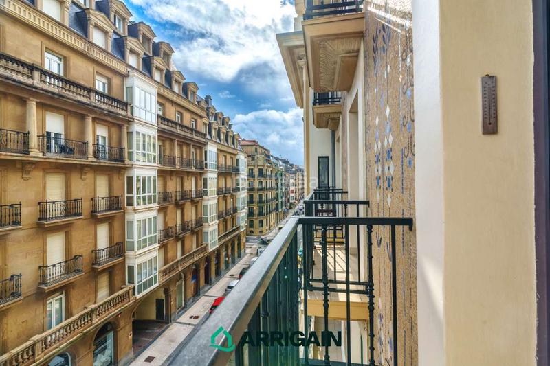 Foto 976e8f92-c8f2-4f0d-8358-72c9b0c6e405. Appartement avec chauffage dans Parte Vieja Donostia - San Sebastián