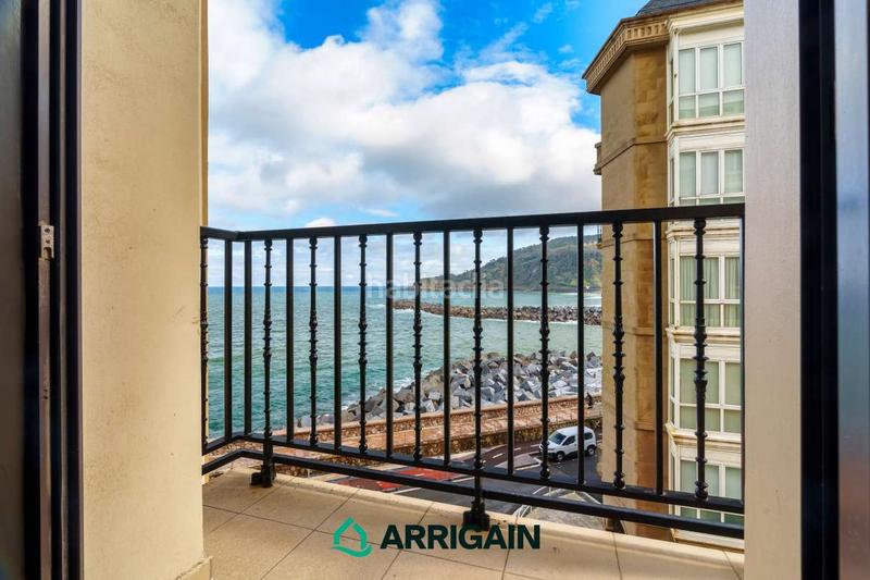 Foto b39fbd64-ef9a-448b-9a48-27f6dc2920c9. Appartement avec chauffage dans Parte Vieja Donostia - San Sebastián