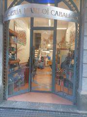 Local Comercial a Gros. Atención inversores venta. local en calle usandizaga. muchas pos