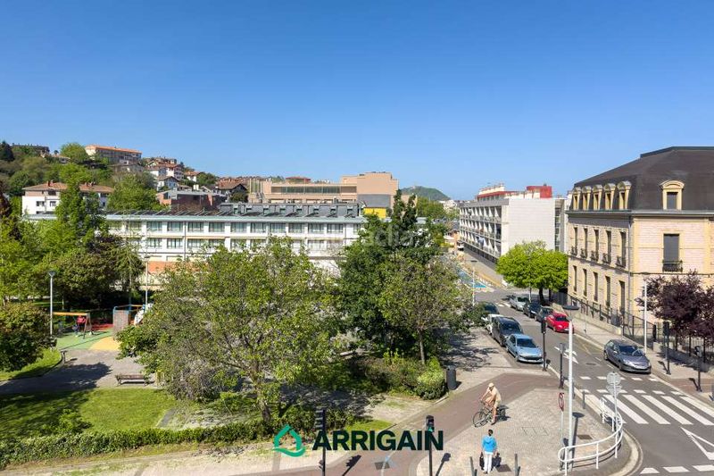 Foto 6a07e743-3ca7-481e-82d5-acdf568789dd. Pis amb calefacció aparcament a Gros Donostia - San Sebastián