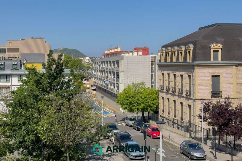 Foto 7e79cbc5-9644-420e-b66d-5f3eb2bf07cb. Pis amb calefacció aparcament a Gros Donostia - San Sebastián