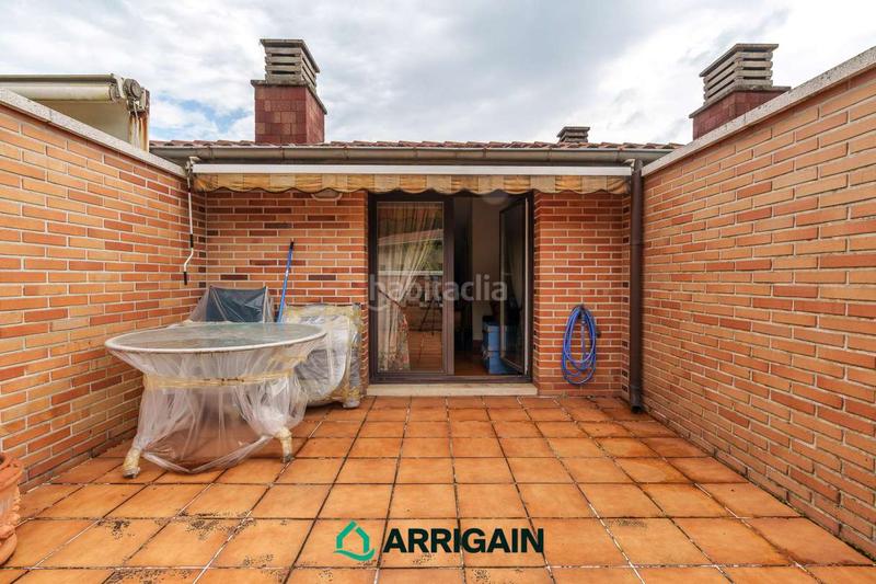Foto 5e2a33fd-5d64-4327-a678-a843547540c1. Piso duplex en venta, luminoso y con gran terraza. en Hernani