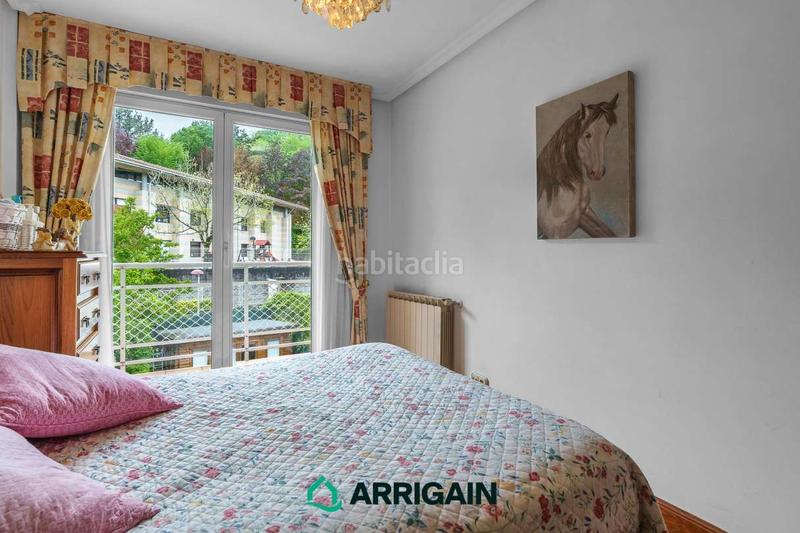 Foto be0ef27b-16fd-4140-9792-ff18a1d21240. Piso duplex en venta, luminoso y con gran terraza. en Hernani