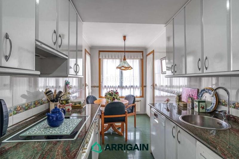 Foto c20d32f2-a426-4256-ae43-df6cb4772e35. Piso duplex en venta, luminoso y con gran terraza. en Hernani