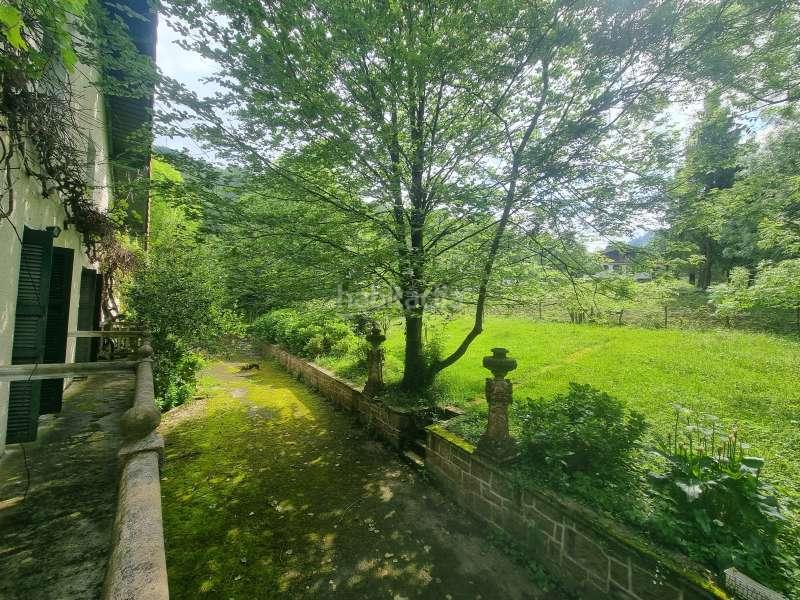 Foto b52a2595-bc32-4e86-8fa7-6782b9110e43. Casa con parcheggio in Hernani