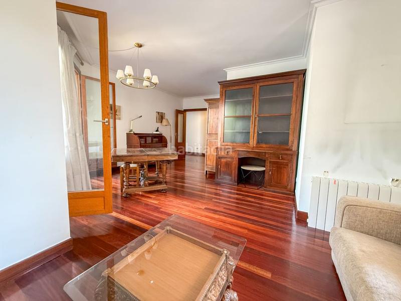 Foto c331b2b0-ae56-4055-bb64-d690e721148a. Alquiler piso alquiler en zarauz con garaje en Zarautz