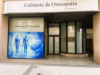 Lloguer Local Comercial a Usandizaga kalea 2. Local en esquina en alquiler en usandizaga, con escaparate a cal