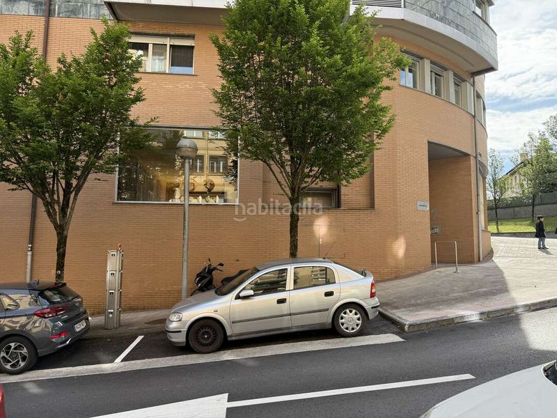 Foto 49d39b5f-7092-4291-8965-8ad9eb1685c2. Location local commercial dans antziola auzoa 2 dans Hernani