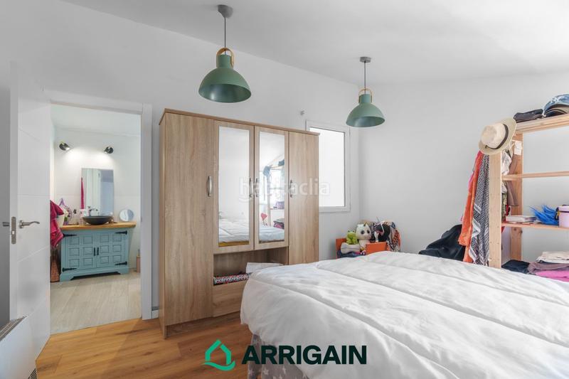 Foto b30dac09-4aa8-4c47-b8f2-5ae1ed256118. Piso ático en venta en Gros, reformado y luminoso, a un paso del centro en Donostia - San Sebastián