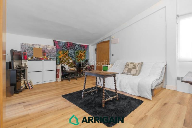 Foto d8477011-193f-4fa1-b066-f4b22aab9ae4. Piso ático en venta en Gros, reformado y luminoso, a un paso del centro en Donostia - San Sebastián