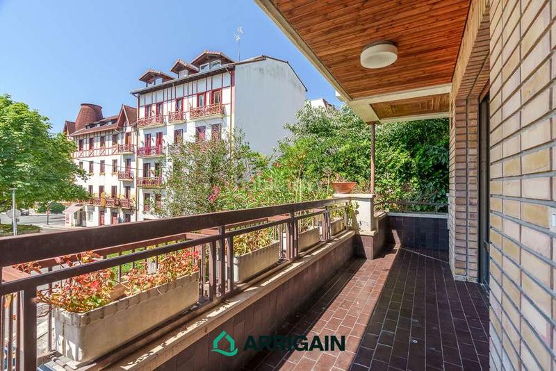 Foto 0698815e-e243-4a31-99a5-f7d636ad46f0. Piso gran piso en venta, exterior y con amplias terrazas, luminosas y muy soleadas. en Donostia - San Sebastián
