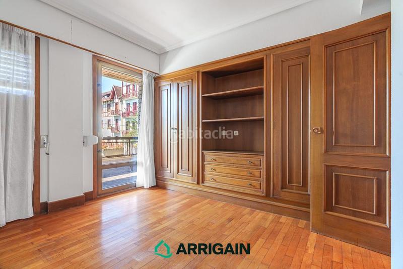 Foto 1b0723c5-cc3d-4cd5-8f4d-442fa5c1cc18. Piso gran piso en venta, exterior y con amplias terrazas, luminosas y muy soleadas. en Donostia - San Sebastián