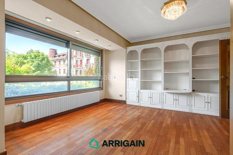 Foto f7c89b1e-4f22-403c-9652-1b7d63ad8913. Piso gran piso en venta, exterior y con amplias terrazas, luminosas y muy soleadas. en Donostia - San Sebastián