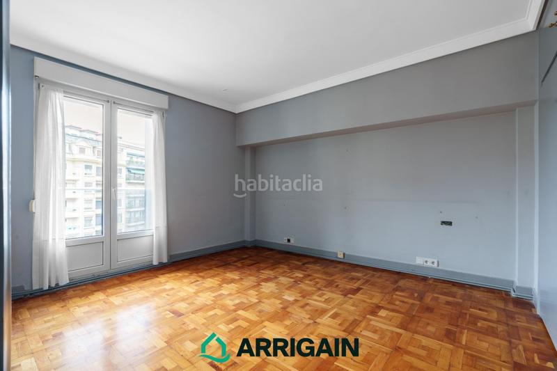 Foto 849faf1e-544c-417d-b898-4fac55dd76bd. Piso en iparragirre 6 piso en esquina con terraza en venta en Gros en Donostia - San Sebastián