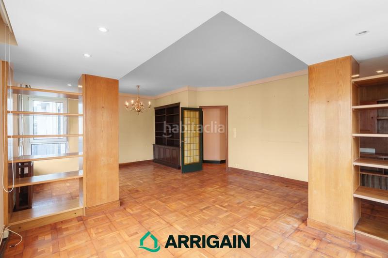 Foto b971cc6c-a026-4ad9-9b7b-a9eef50d7268. Piso en iparragirre 6 piso en esquina con terraza en venta en Gros en Donostia - San Sebastián