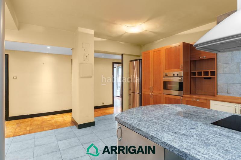 Foto cf0df236-547b-43b2-8846-74ed62076c41. Piso en iparragirre 6 piso en esquina con terraza en venta en Gros en Donostia - San Sebastián