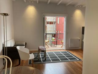 Flat in Escolta Real