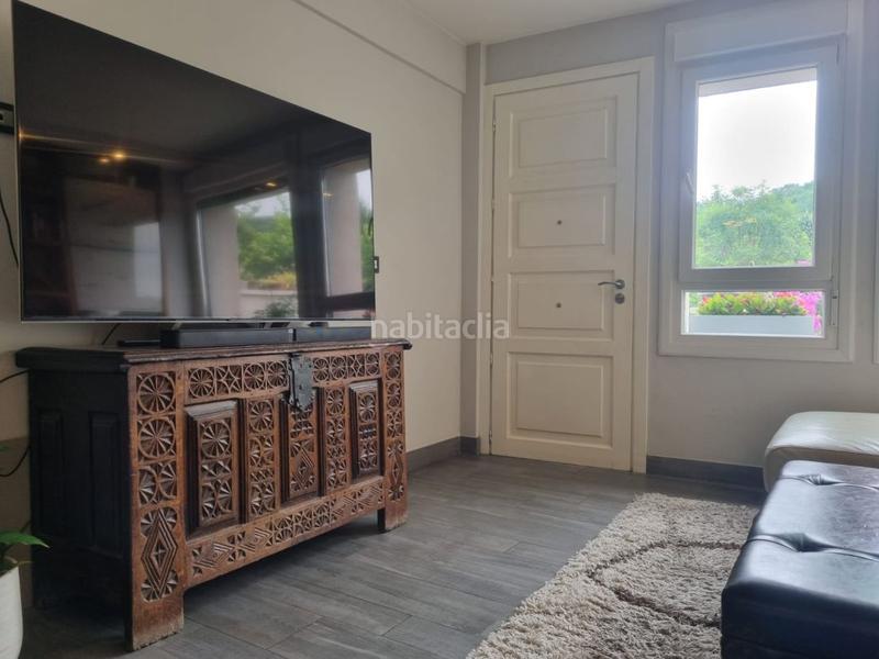 Foto b841ab7e-f8f8-4f0c-9d7d-96dfbf41851b. Alquiler casa adosada bonita villa adosada en alquiler en Intxaurrondo en Donostia - San Sebastián