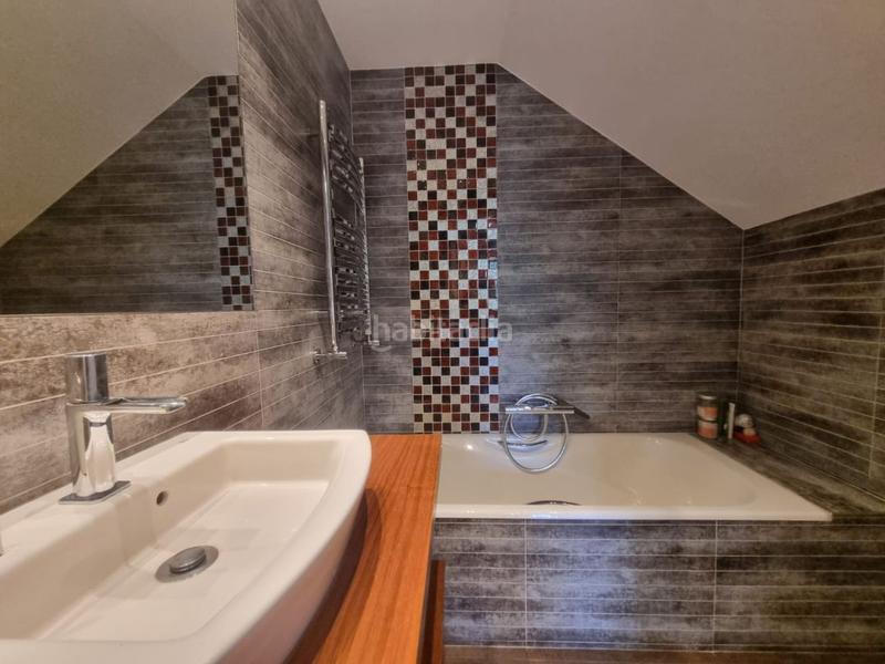 Foto a34cb19b-25af-4bc7-866d-413978aedea4. Rent semi detached house with heating parking in Intxaurrondo Donostia - San Sebastián