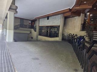 Affitto Posto auto in Foru pasealekua 3. Se alquila garaje en el paseo de los fueros junto a la avenida d
