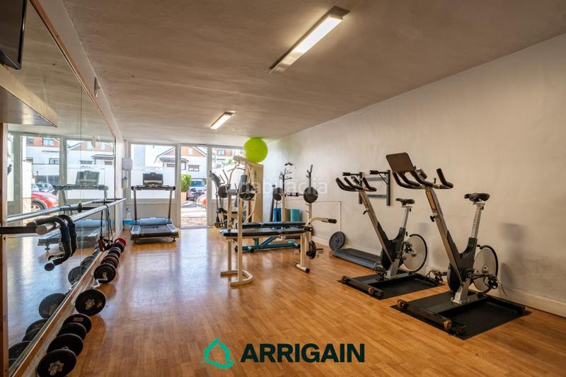 Foto 5142b16a-9434-4abc-9905-c24a7fbc0fba. Casa in montesol 9 in Miracruz Donostia - San Sebastián