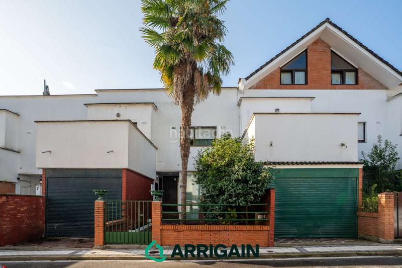 Foto f84c6415-9881-44f1-bf14-2e80ecbb6fa2. Casa in montesol 9 in Miracruz Donostia - San Sebastián